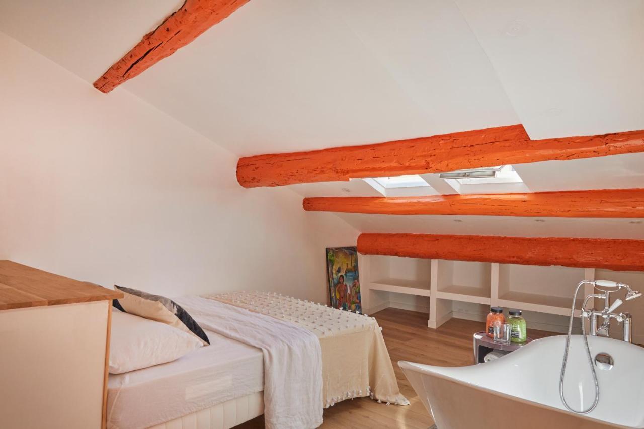 Remarkable Flat In The Historical Part Of Béziers Kültér fotó